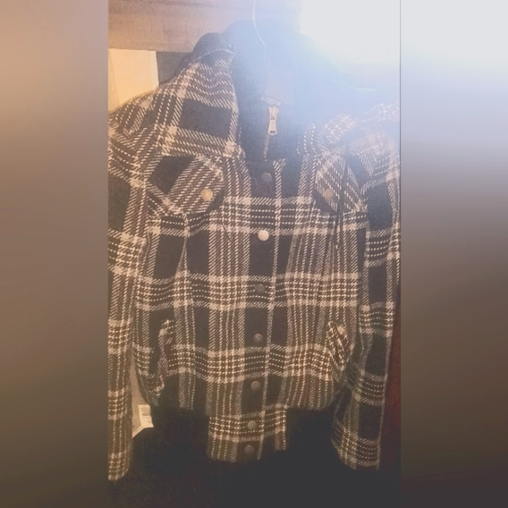 Black plaid jacket/winter coat
